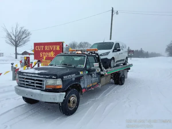 R & R Enterprizes LLC / R&R 23 And 1/2 Hr Towing - photo 4