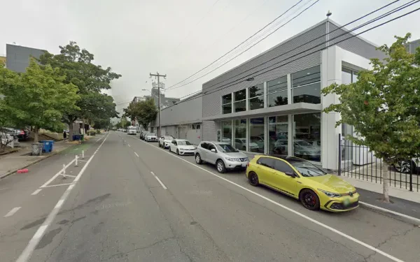 University Volkswagen Parts Department - photo 4