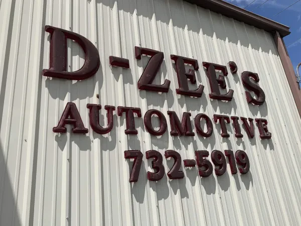 D-Zee's Automotive - photo 3