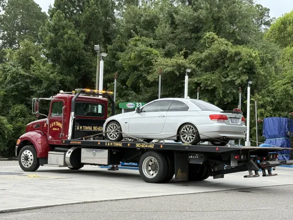 K & M Towing LLC - photo 3