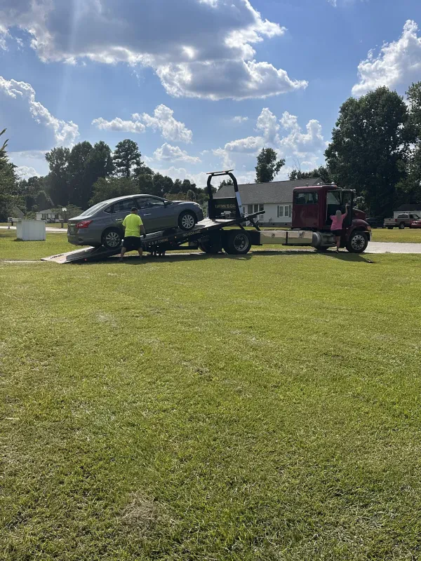 K & M Towing LLC - photo 4