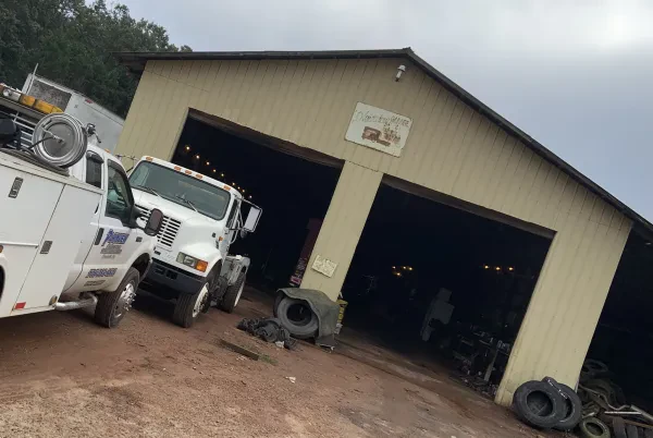 Plainview Garage & Truck Rpr - photo 3