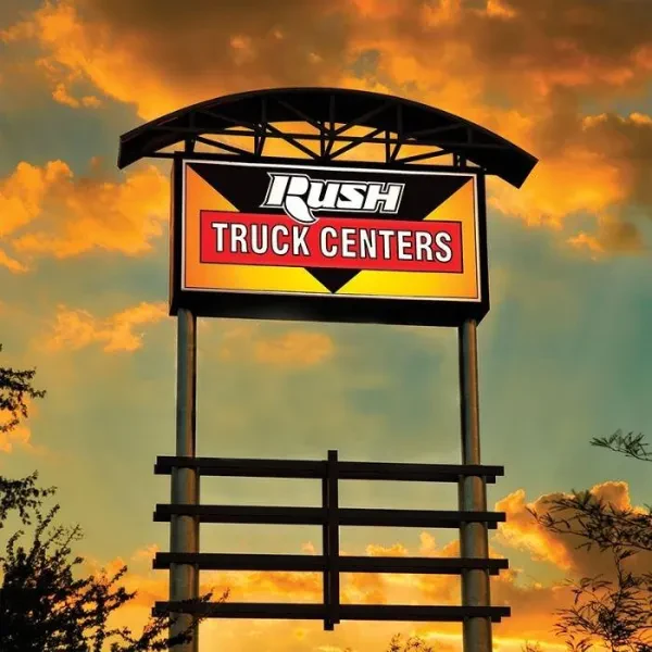 Rush Truck Centers - Phoenix East - photo 2