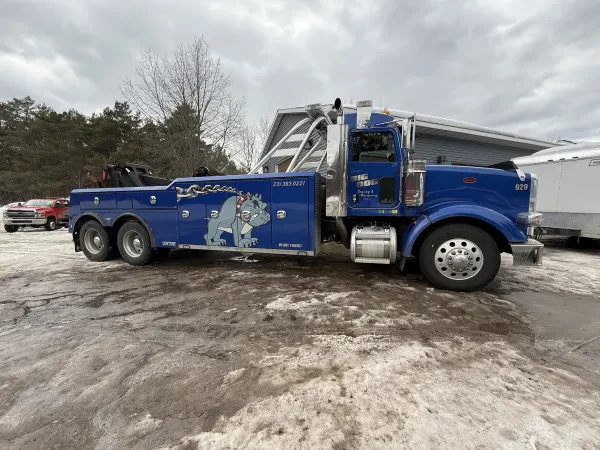 Corey's Big Dog Towing and Recovery - photo 4