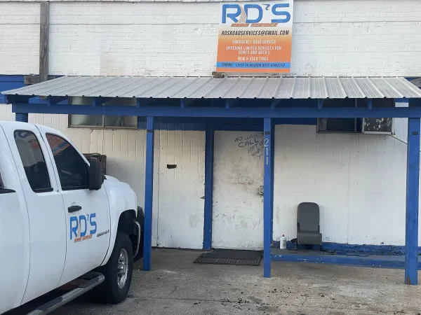 RD's Road Service, LLC - photo 4