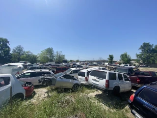 Nyco Auto Parts JunkYard in Aldine (TX) - photo 4