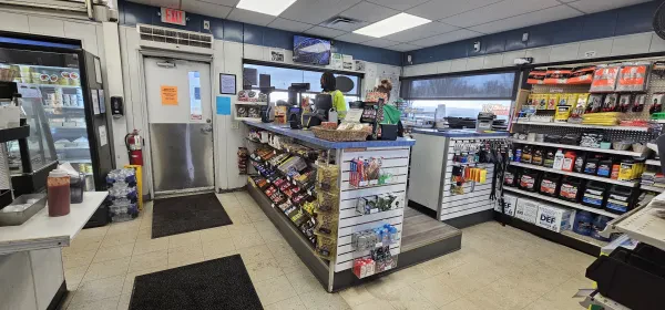 Christiana Truck Stop And Grill - photo 2
