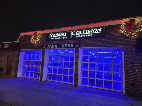 Nassau Collision | Best Auto Body Repair in Floral Park | Computerised Paint Systems | Pickup & Delivery - photo 3