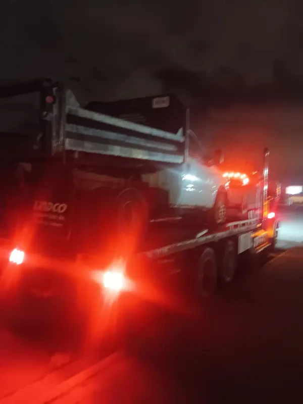 Perrys towing and auto service - photo 3
