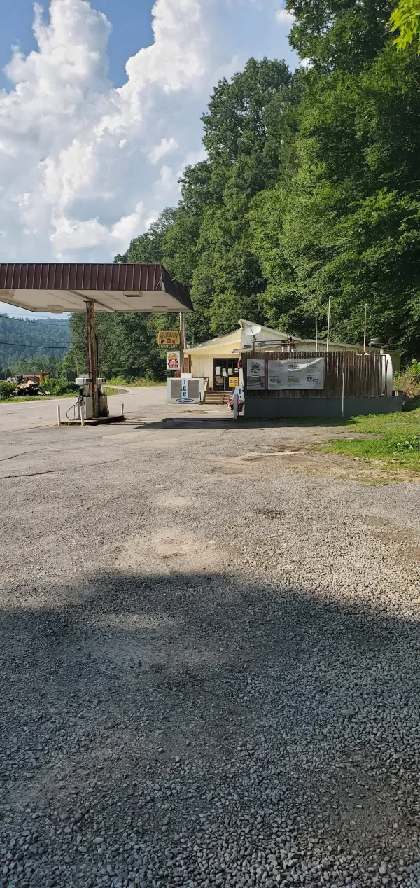 Holly River Grocery - photo 3