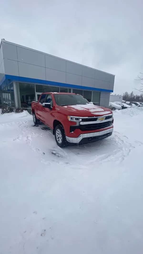 Charlevoix Auto - photo 3
