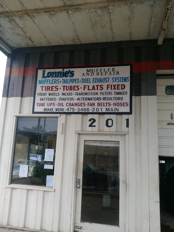 Lonnie's Muffler & Repair - photo 2