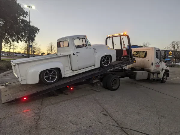 Roadrunner Towing of Pflugerville - photo 2