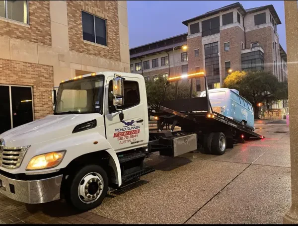 Roadrunner Towing of Pflugerville - photo 4