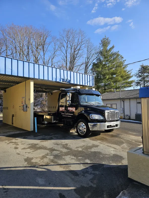 Blue Ridge Wrecker Service LLC - photo 4