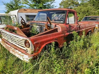 Paul's Auto Parts