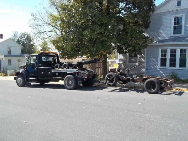 K.A.R. Towing & Repair LLC 24 Hr Towing - photo 3