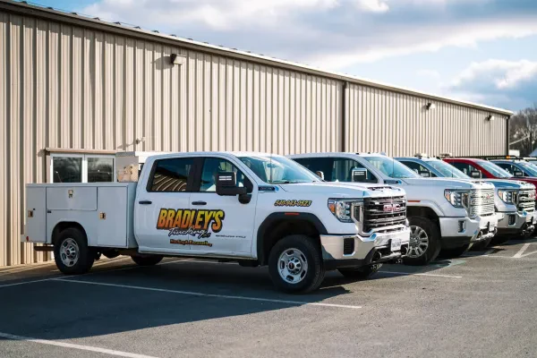 Bradley's 24hr Towing - Trucking - photo 4