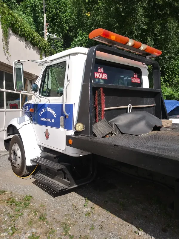 Lacks Towing - photo 2