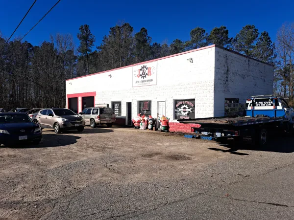 J & R Auto Repair and McKenney Towing LLC 24HR - photo 3