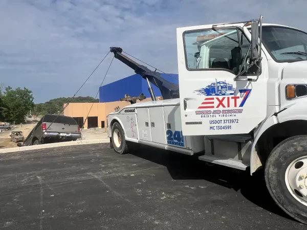 Exit 7 Towing & Auto Repair - photo 3