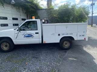 Earl’s Automotive and Roadside Repair