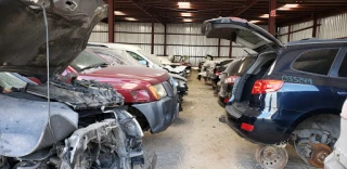 Manuel Used Auto Parts JunkYard in Aldine (TX) - photo 4
