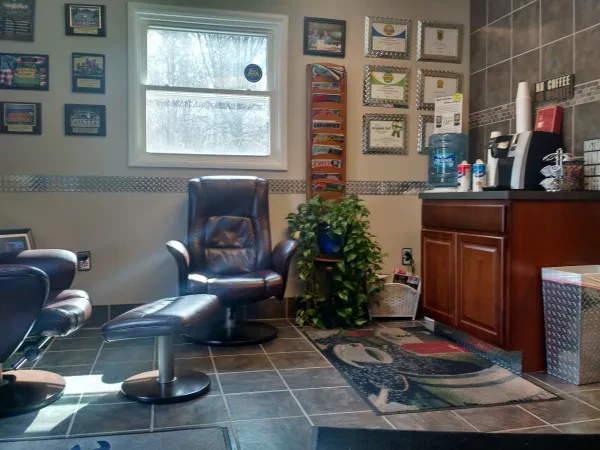 Sunset Hills Automotive - photo 3