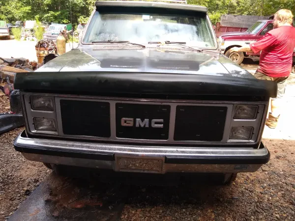 6133 Auto Repair & Parts, LLC - photo 2