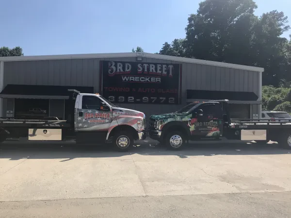 Third Street Wrecker INC - photo 2