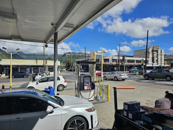 Kaimuki Auto Repair - photo 2