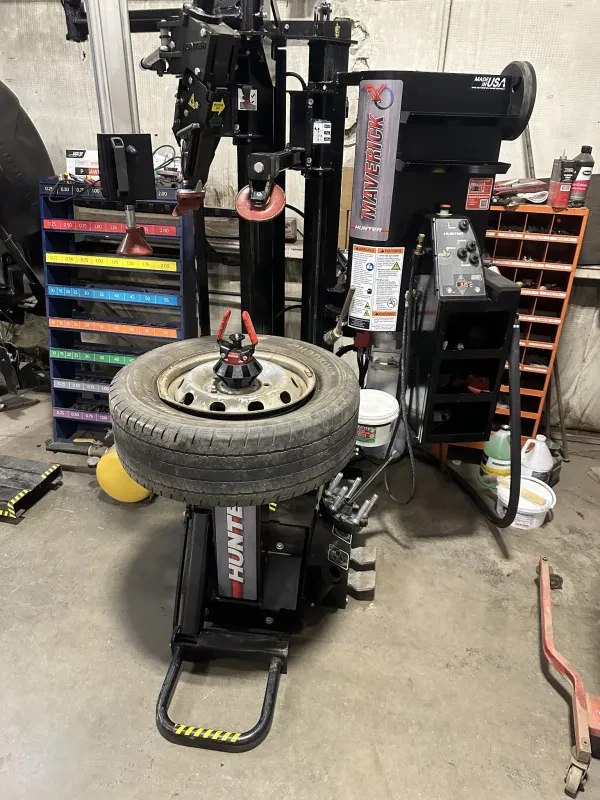 Hudsons Automotive - photo 3