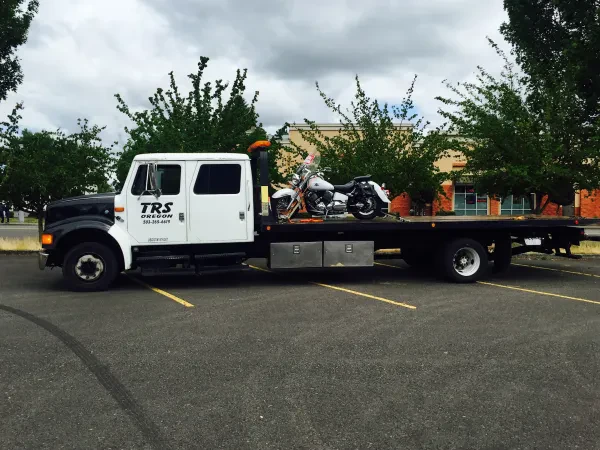 TRS 24HR Towing - photo 2
