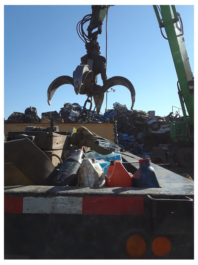 Texans Metal & Scrap INC JunkYard in Cloverleaf (TX) - photo 3