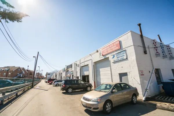 Kensington Auto Clinic - photo 4