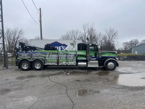 Limitless Towing, Auto & Truck Repair LLC - photo 3