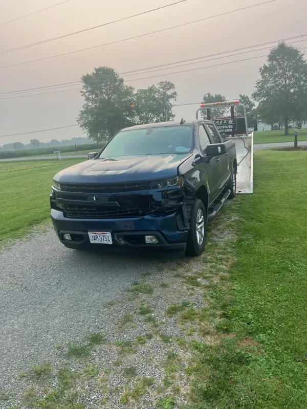 Hall's Towing - photo 4