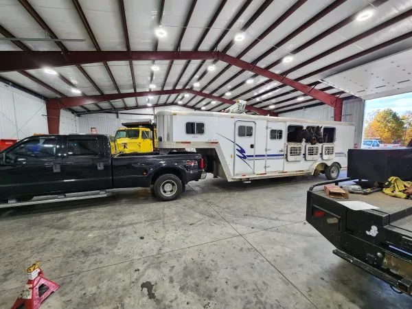 Lester's Transmission and Towing - photo 3
