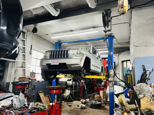 HI Auto Repair - photo 3