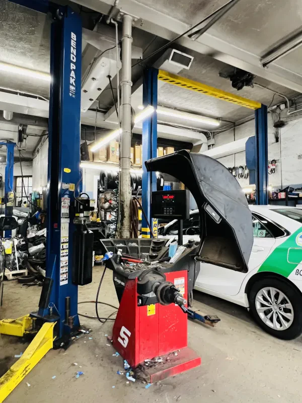 HI Auto Repair - photo 4