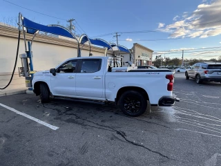 Lightning Auto & Truck