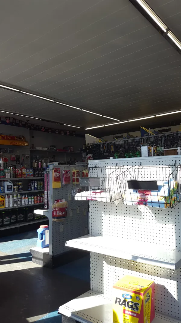 Tinker East Auto Parts - photo 4