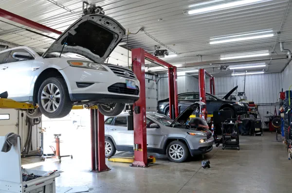 Yeoman Auto - photo 2