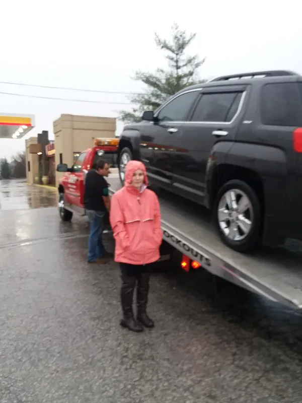 Block's Towing & Wrecker Service - photo 4