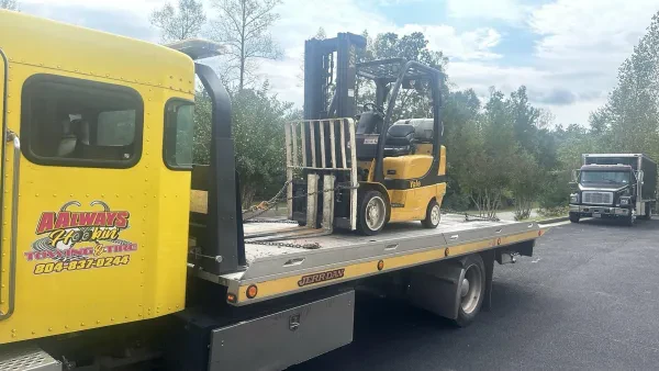 AAlways Hookin' Towing & Tire - photo 2