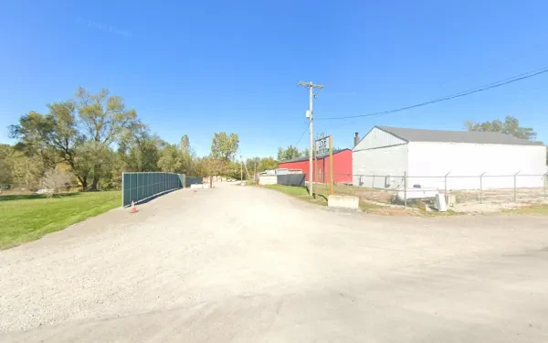 B & G Recycling - photo 2