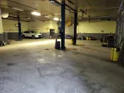 Red's Rollen Garage