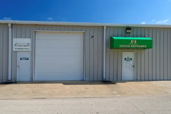 J & J Exhaust & Auto Repair - photo 4