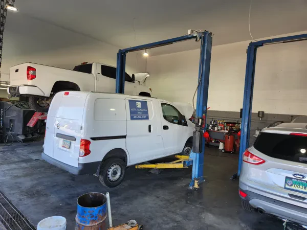 Thompson's Auto Repair & Towing - photo 4