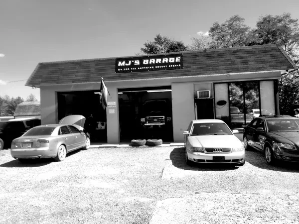 MJ's Garage - photo 2